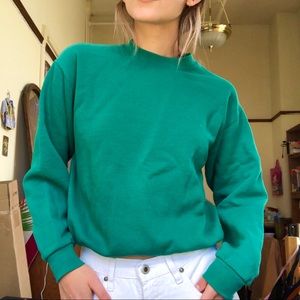 CREW NECK SWEATSHIRT